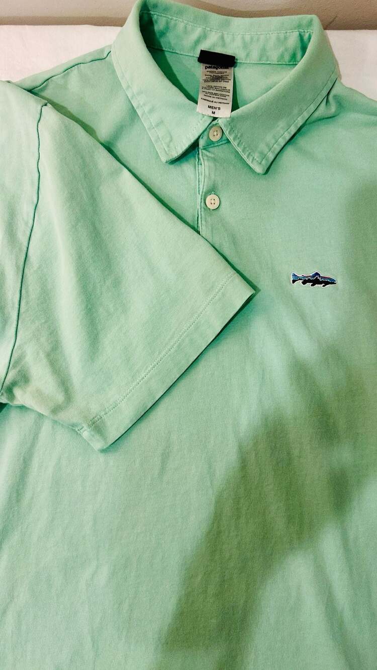 Patagonia Polo Shirt Size M Green Organic Cotton Trout Logo